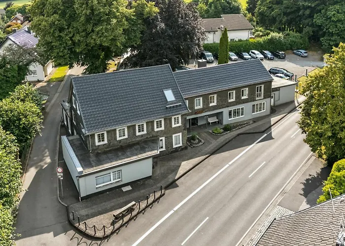 Engelsburg - - 3* Remscheid