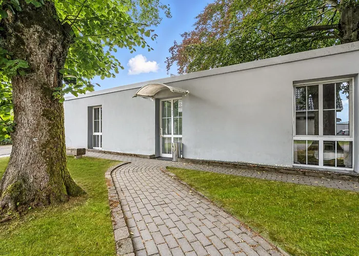 Pensión Engelsburg - - Remscheid