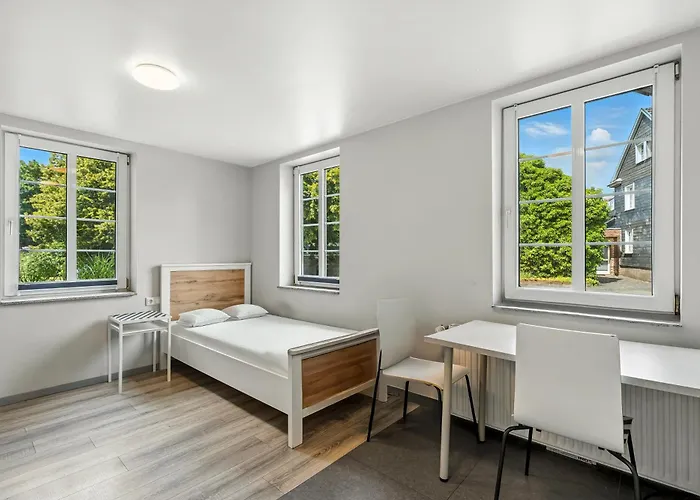 Pensión Engelsburg - - Remscheid